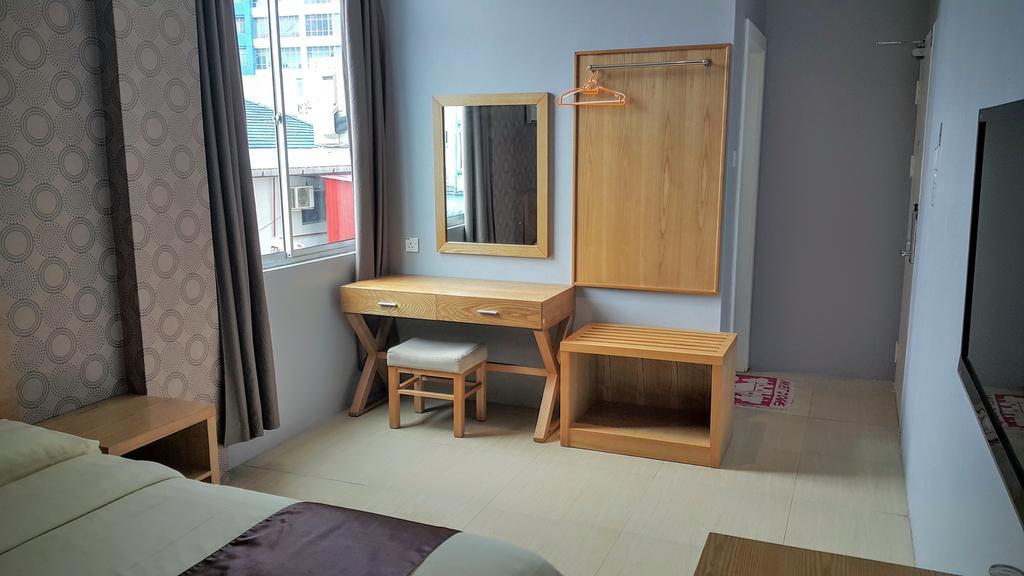 Residence 21 Boutique Inn Miri Zewnętrze zdjęcie