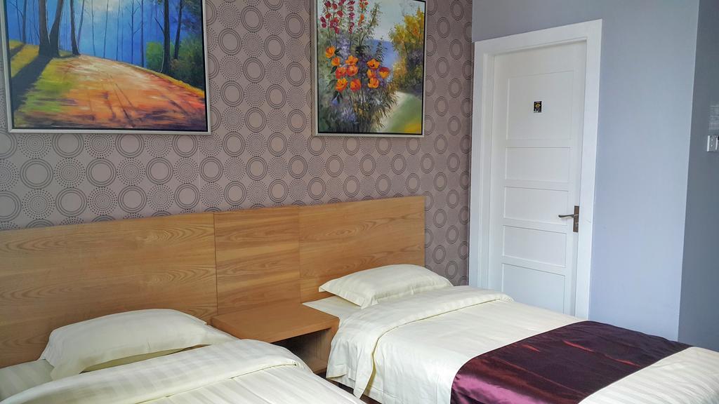 Residence 21 Boutique Inn Miri Zewnętrze zdjęcie